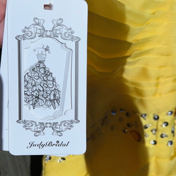 Judy Bridal one shoulder yellow gown. - Picture 13 of 13